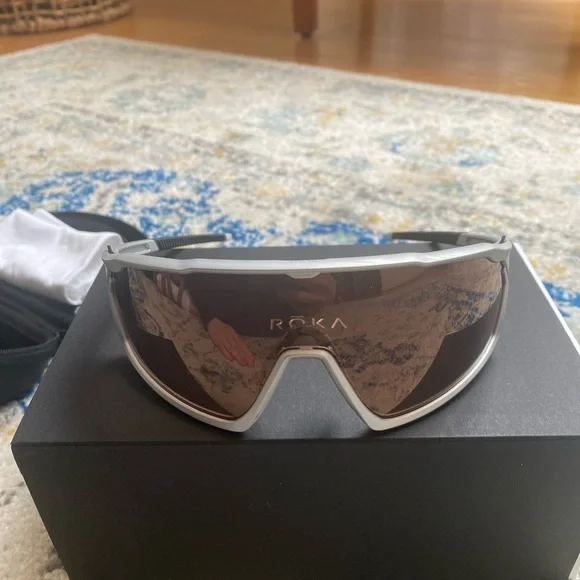 Brand new Roka performance eyewear cycling glasses - Picture 4 of 5